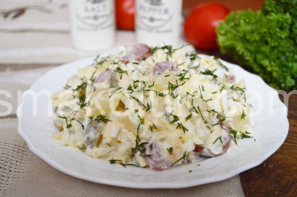 1_салат з ананасами, ковбасою та сиром