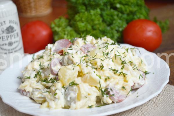 2_салат з ананасами, ковбасою та сиром
