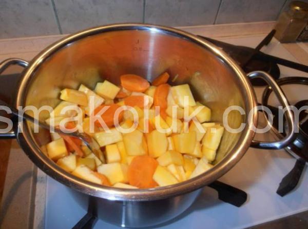 1_гарбузово-кукурудзяний суп з блакитним сиром
