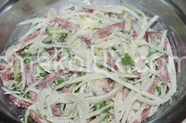 8_салат з редьки з ковбасою та огірками