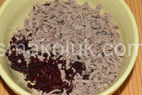 салат з буряка з курячою печінкою 3_салат з буряка з курячою печінкою