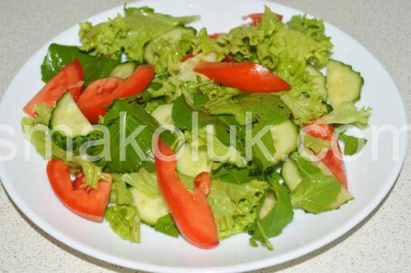 салат з руколою, куркою та помідорами 8_салат з руколою, куркою та помідорами