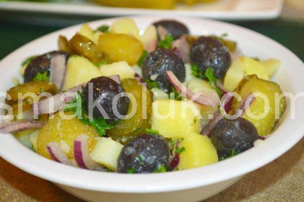 11_картопляний салат із солоними огірками