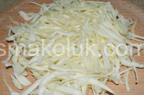 салат з капусти з шинкою та кукурудзою 1_салат з капусти з шинкою та кукурудзою