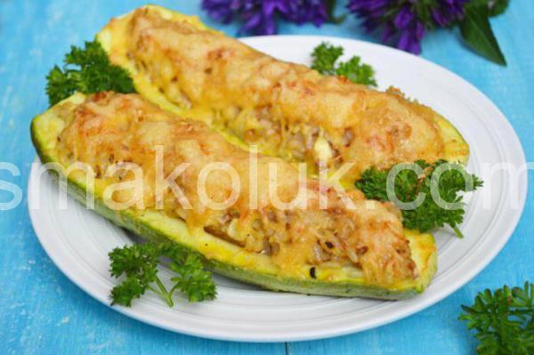 10_фаршировані кабачки з фаршем та рисом у духовці