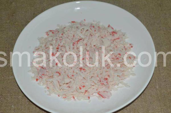 1_шаровий салат з крабовими паличками, сиром та горіхами