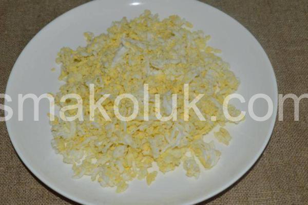 4_шаровий салат з крабовими паличками, сиром та горіхами
