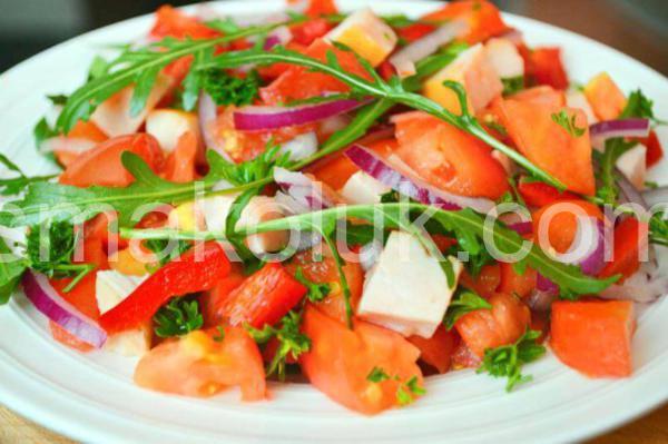 салат з копченою куркою та помідорами 3_салат з копченою куркою та помідорами