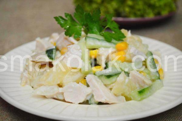9_салат з куркою, ананасами та кукурудзою